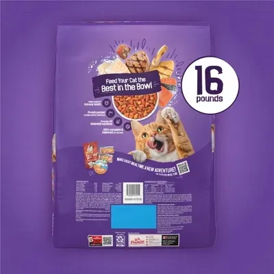 Friskies Surfin' & Turfin' สูตรเซิร์ฟฟิ่ง แอนด์ เทิร์ฟ รวมมิตรปลาและเนื้อ